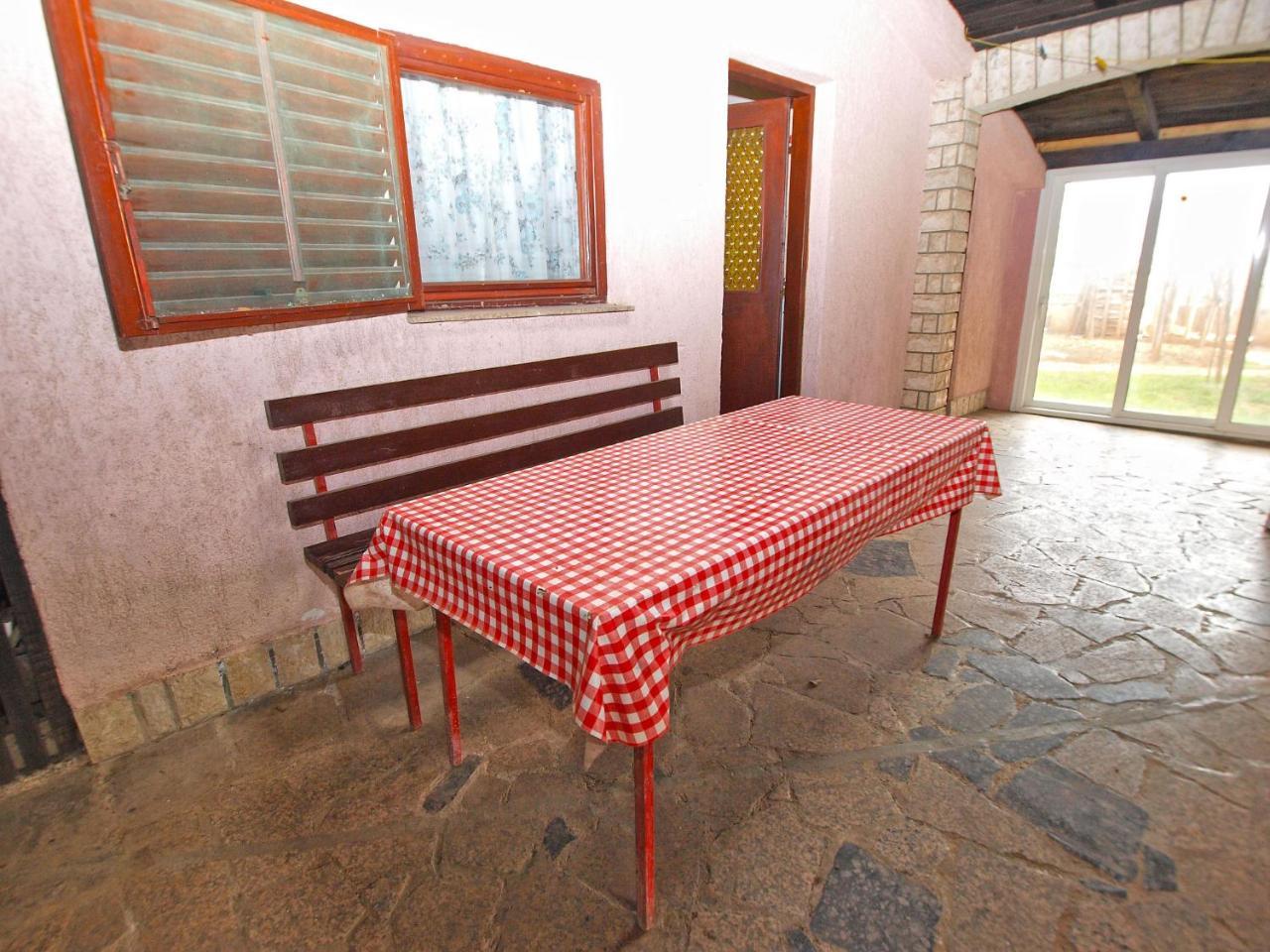 Rooms Antun 1238 Medulin Exterior foto